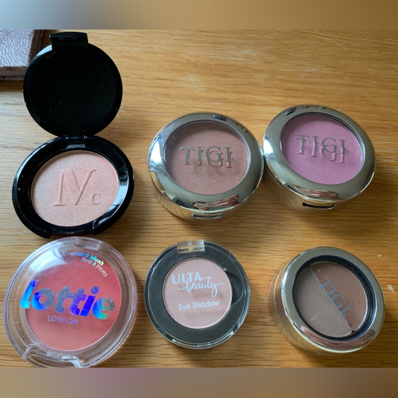 New 24 pcs of Makeup & Makeup Tools Various Brands Eyeshadow Lipstick Highlight - Picture 10 of 16